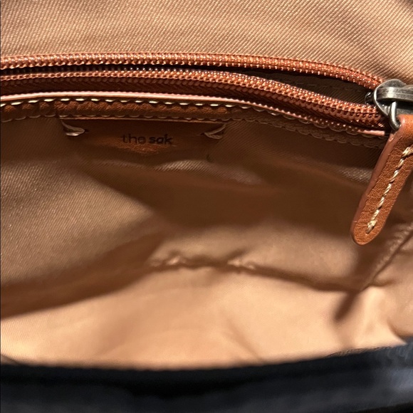 The Sak Blue Embossed Leather Backpack Crossbody Convertible Bag Boho Floral - Picture 10 of 10